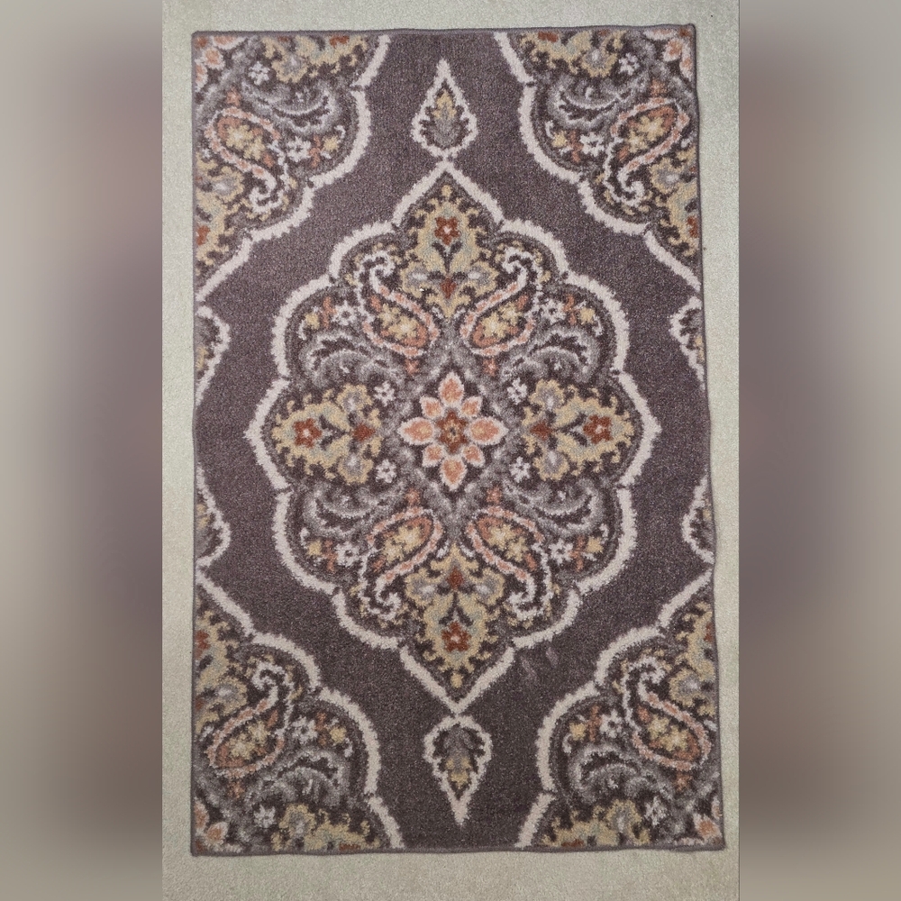 Threshold Gray Varna Accent Rug 30"x48"